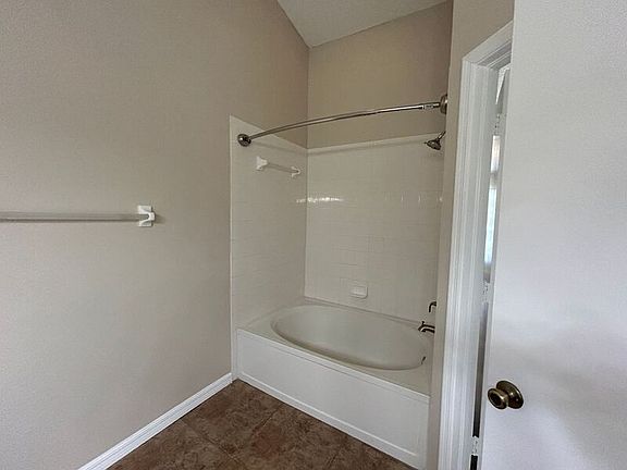 4th image of 12477 Berkeley Square Dr