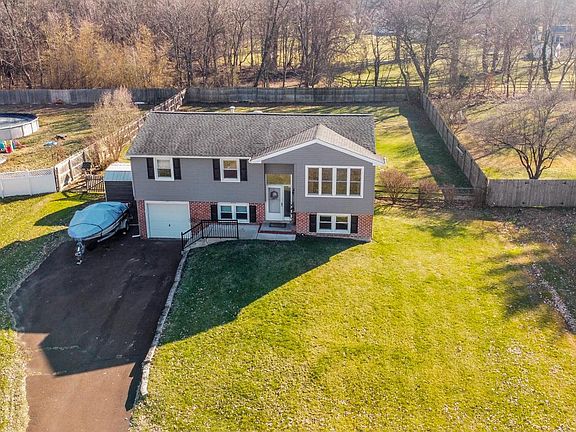 2nd image of 230 Logan Dr