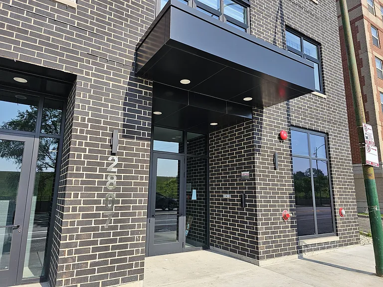 2807 S Halsted St #310 — Photo 2