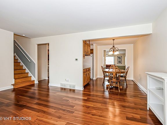 3rd image of 9137 W 147th St