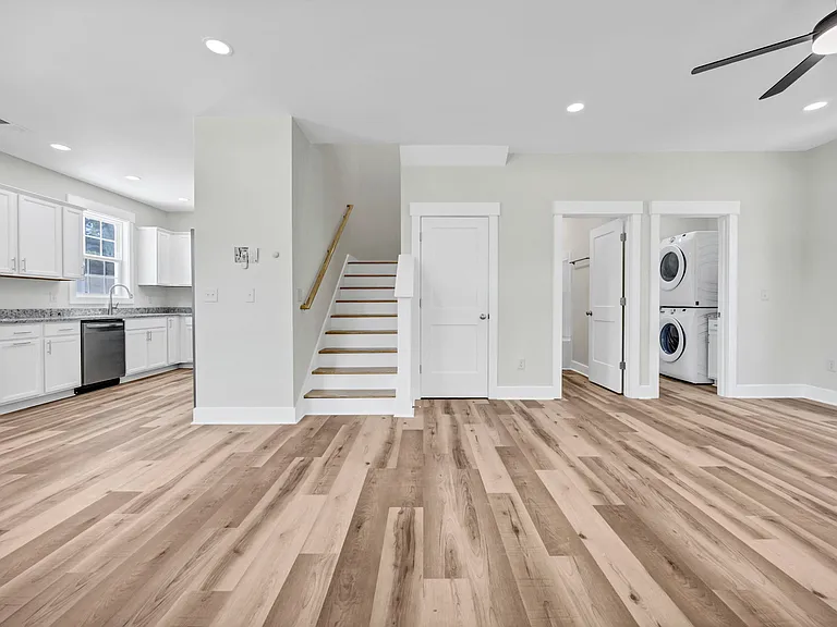 1156 Olympia Ave #1 — Photo 10