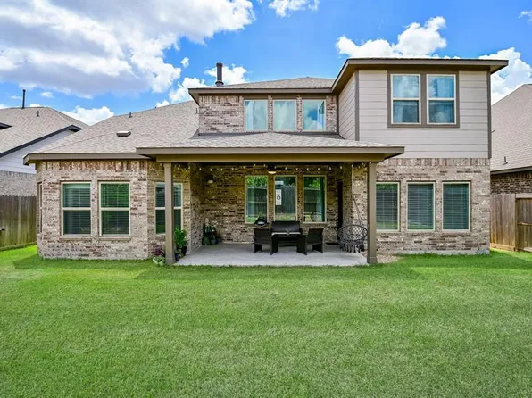 18206 County Shores Ln, Cypress, TX 77433