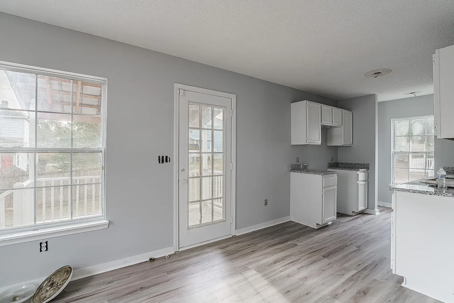 3 bed, $2,850 — Photo 2