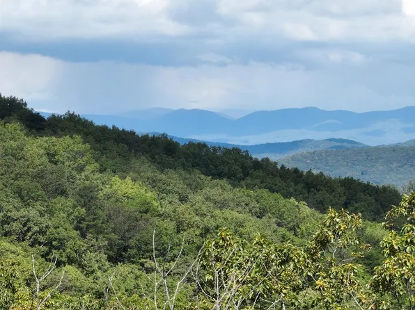 234 Stone Cliff Dr, Ellijay, GA 30536