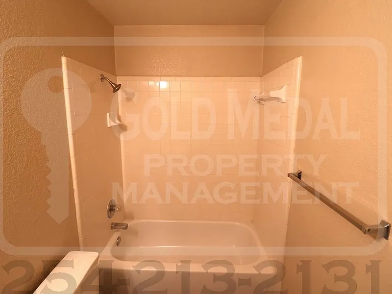 2806 Cantabrian Dr — Photo 15