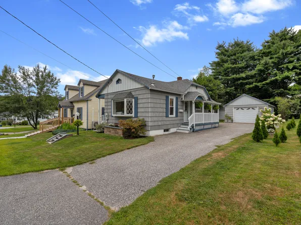 28 Boston Avenue, Lewiston, ME 04240