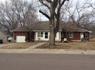 914 S Beacon Ave, Sedalia, MO 65301