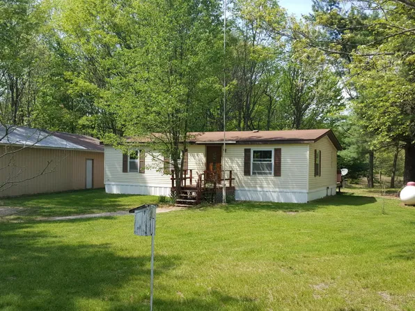 4564 W Decker Rd, Ludington, MI 49431