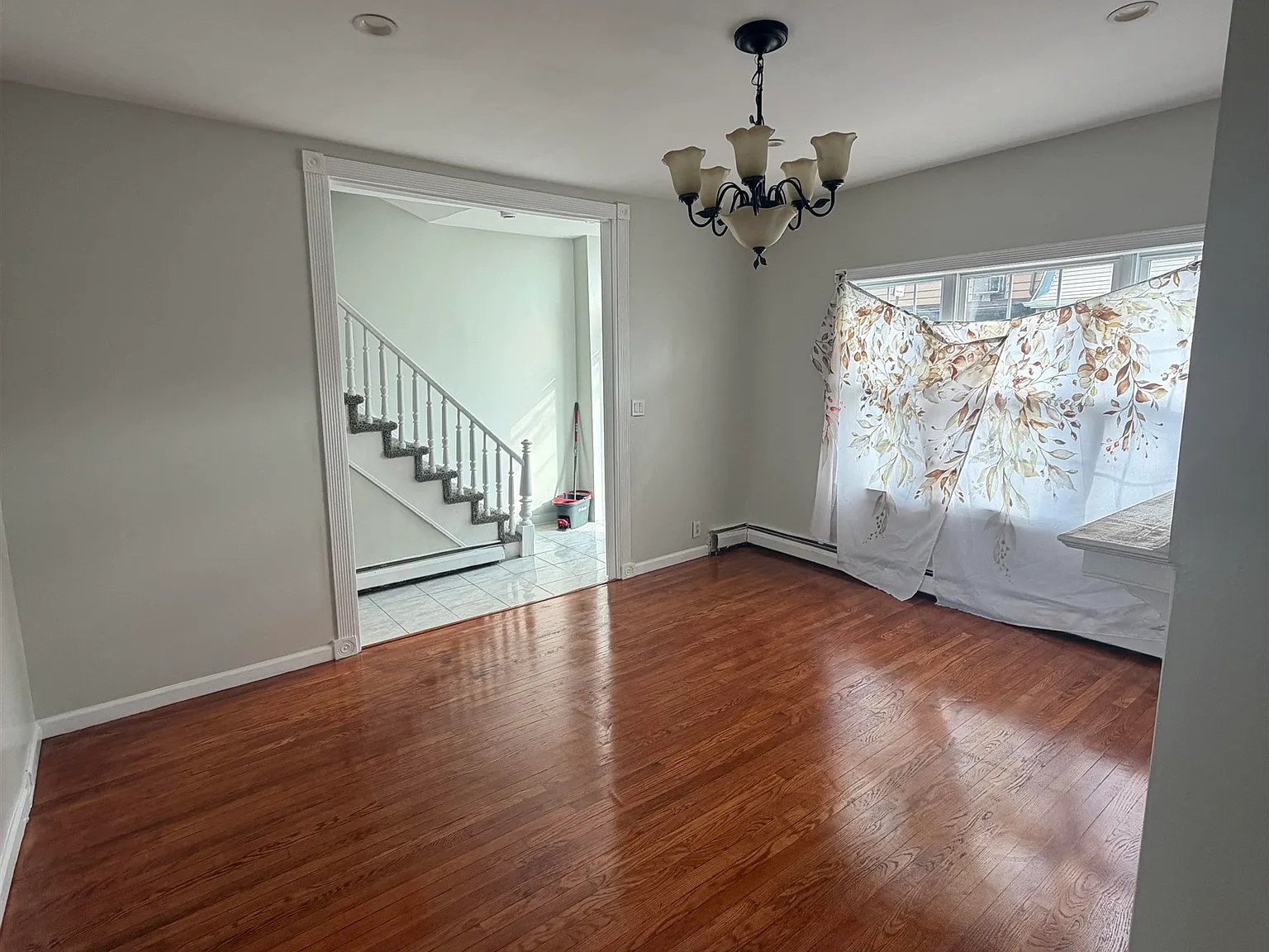 3 bed, 2.0 bath, $3,200 — Photo 4