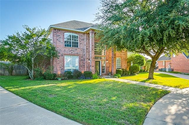 1st image of 908 Warbler Ct