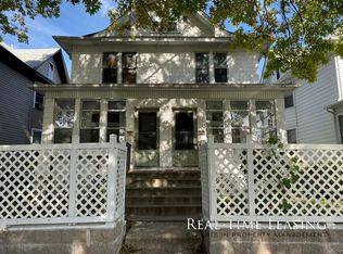 327 Aurora Ave, Saint Paul, MN 55103