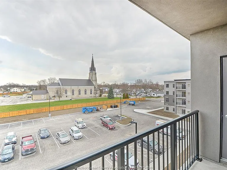 207 Brock St #319 — Photo 42