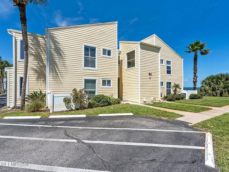 6300 A1A #B21D — Photo 30