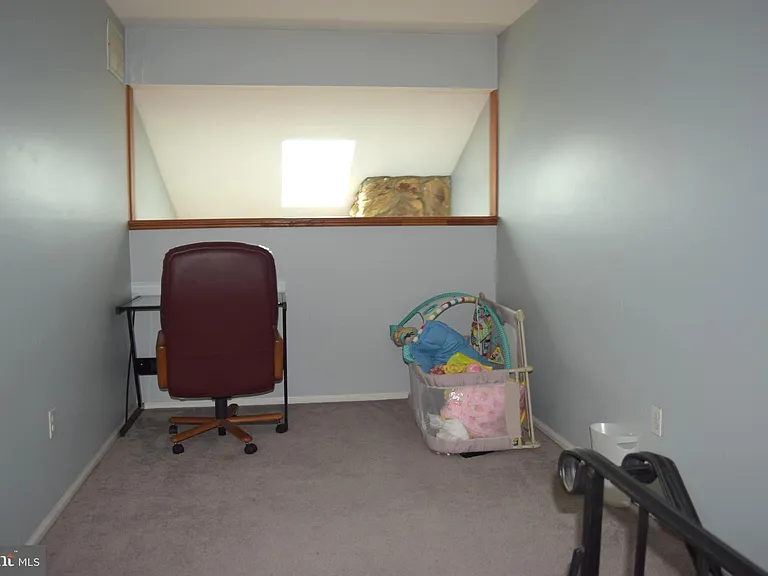 99 Brookview Cir — Photo 14