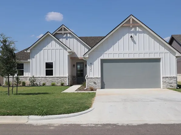 9821 Bridlewood Ln, Waco, TX 76708