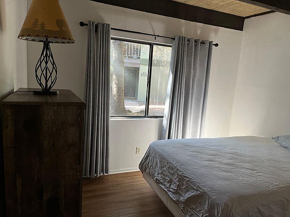 4th image of 4623 Resort Loop Unit 2