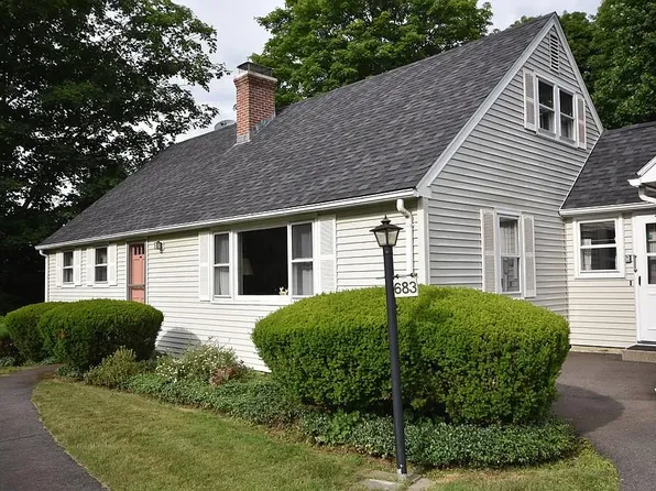 683 E Pleasant St, Amherst, MA 01002