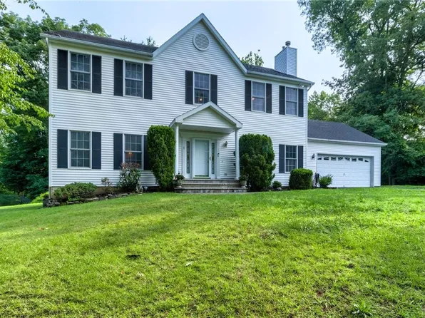 1 Valerie Court, Buchanan, NY 10511