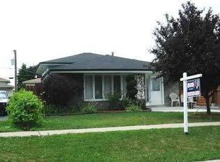 8428 S 77th Ct, Bridgeview, IL 60455