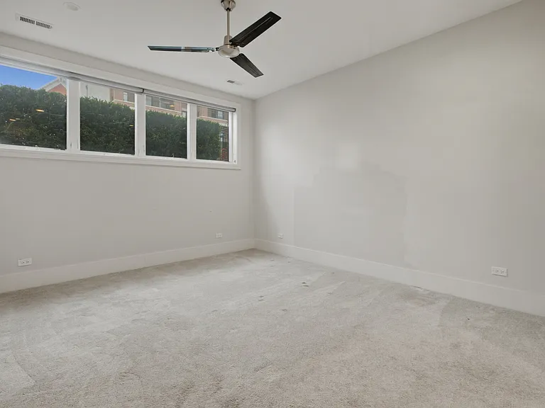 3049 N Clybourn Ave #1 — Photo 9