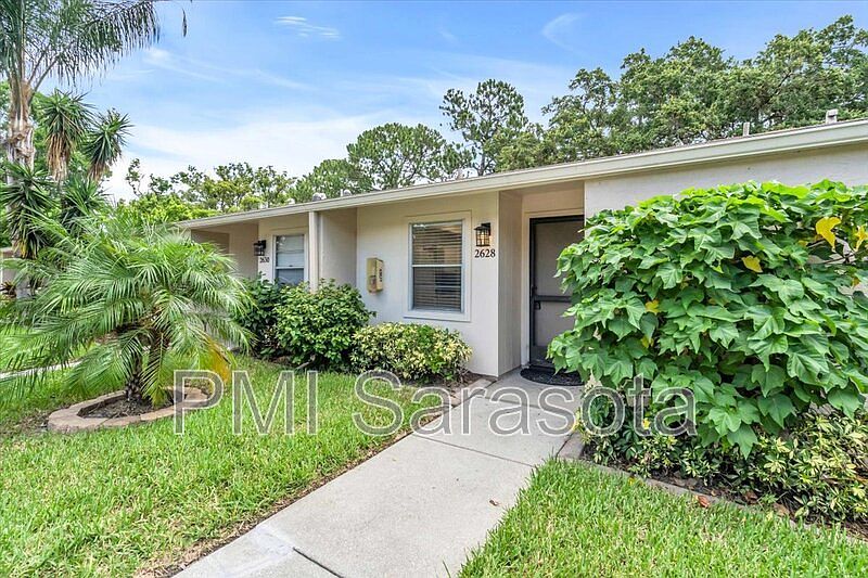 1st image of 2628 Woodgate Ln #G-4
