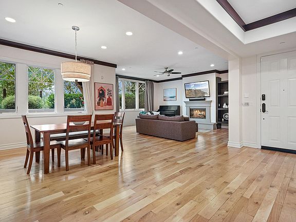 5th image of 6241 Crescent Park W