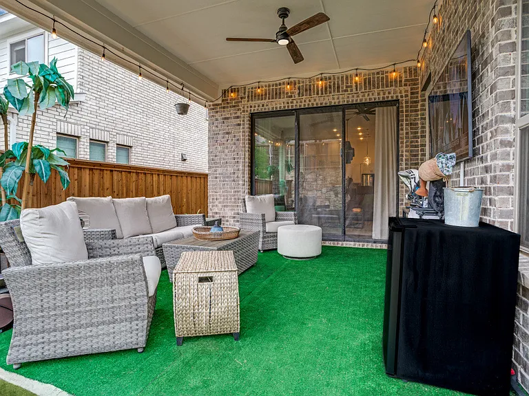 8205 Legacy Trl — Photo 10
