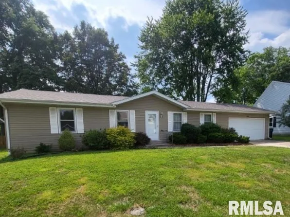 1305 Plum Ave, Mount Vernon, IL 62864