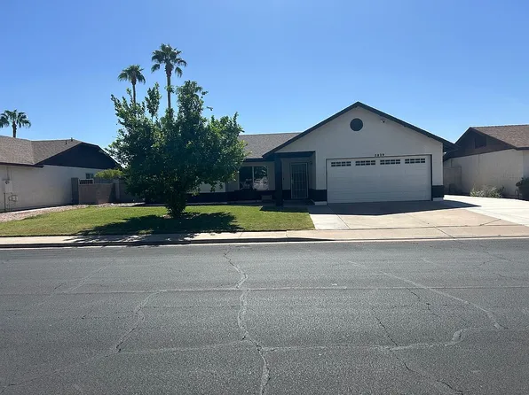 3829 E Holmes Ave, Mesa, AZ 85206