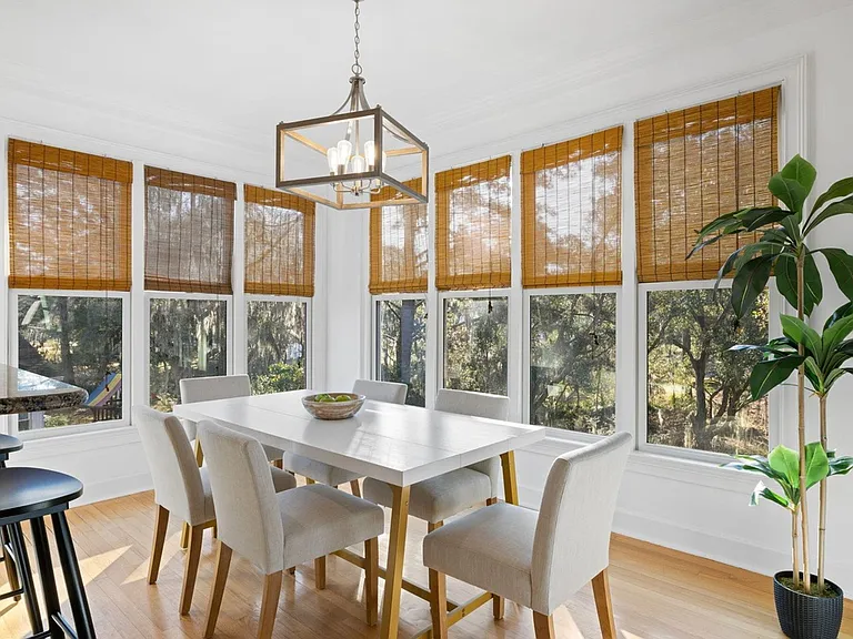 669 Palisades Dr — Photo 11