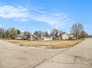7326 Jamaica Ln, Portage, MI 49002