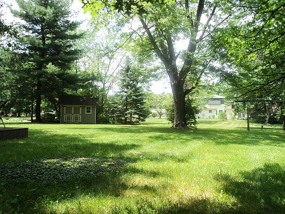 2nd image of 13757 Stonehenge Ct