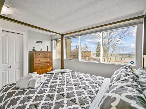 3rd image of 226 S Village Ter SW #1