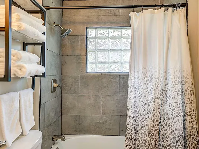 1330 E Sevier Ave — Photo 14