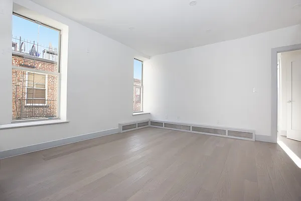 Rented by Kleier Residential | media 8