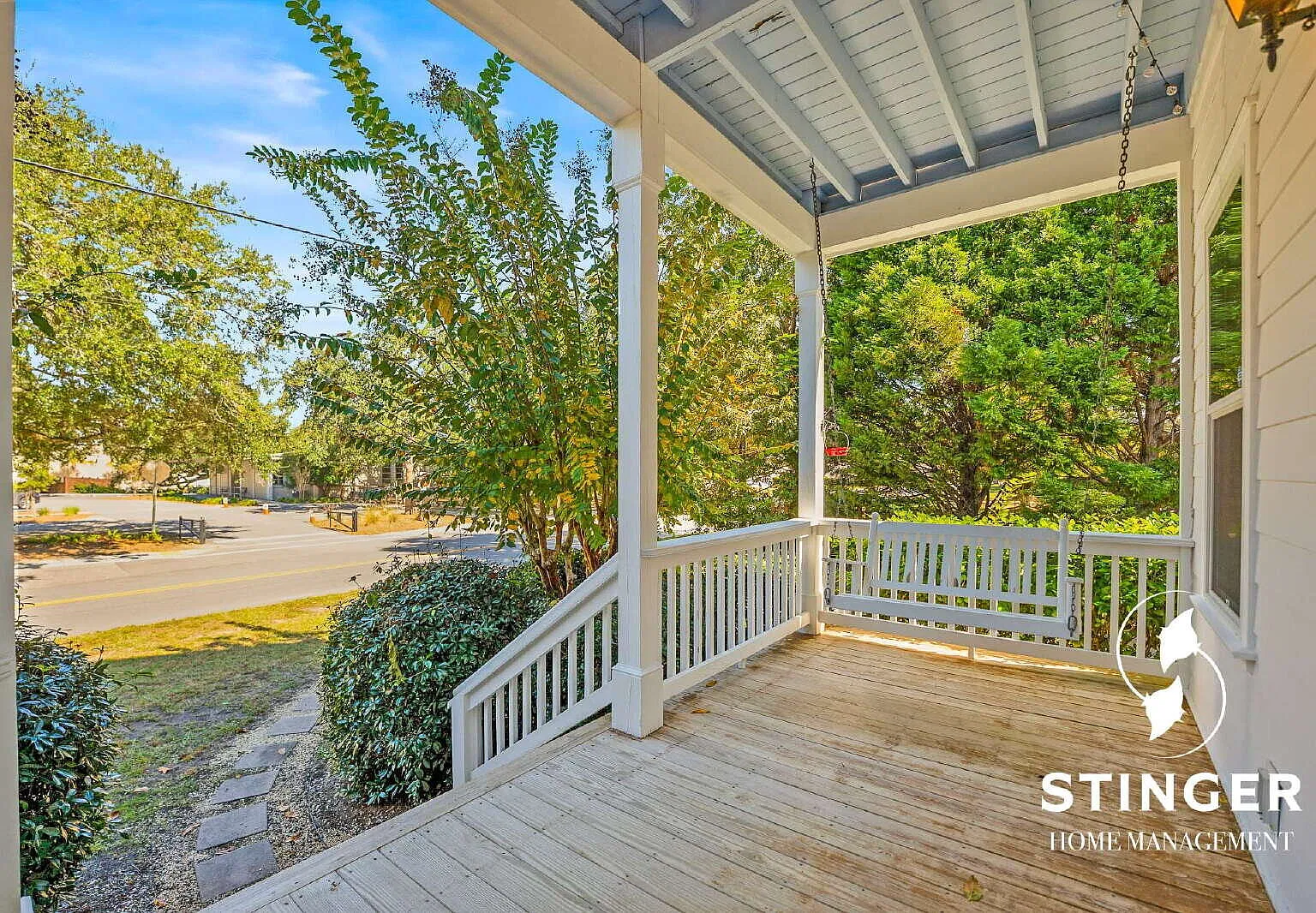 2 Bedroom / 2.5 Bathroom Home For Rent in Beaufort — Photo 4