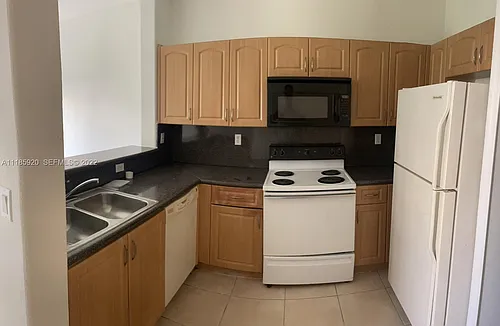 1660 SE 29th St #109-33035 Photo 1 1660 SE 29th St #109-33035 Photo 1