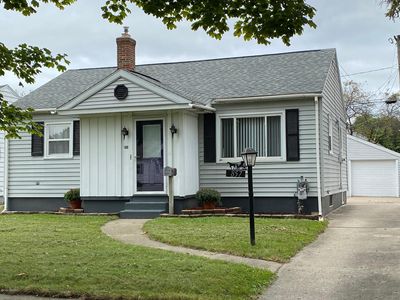 857 California St NW, Grand Rapids, MI, 49504