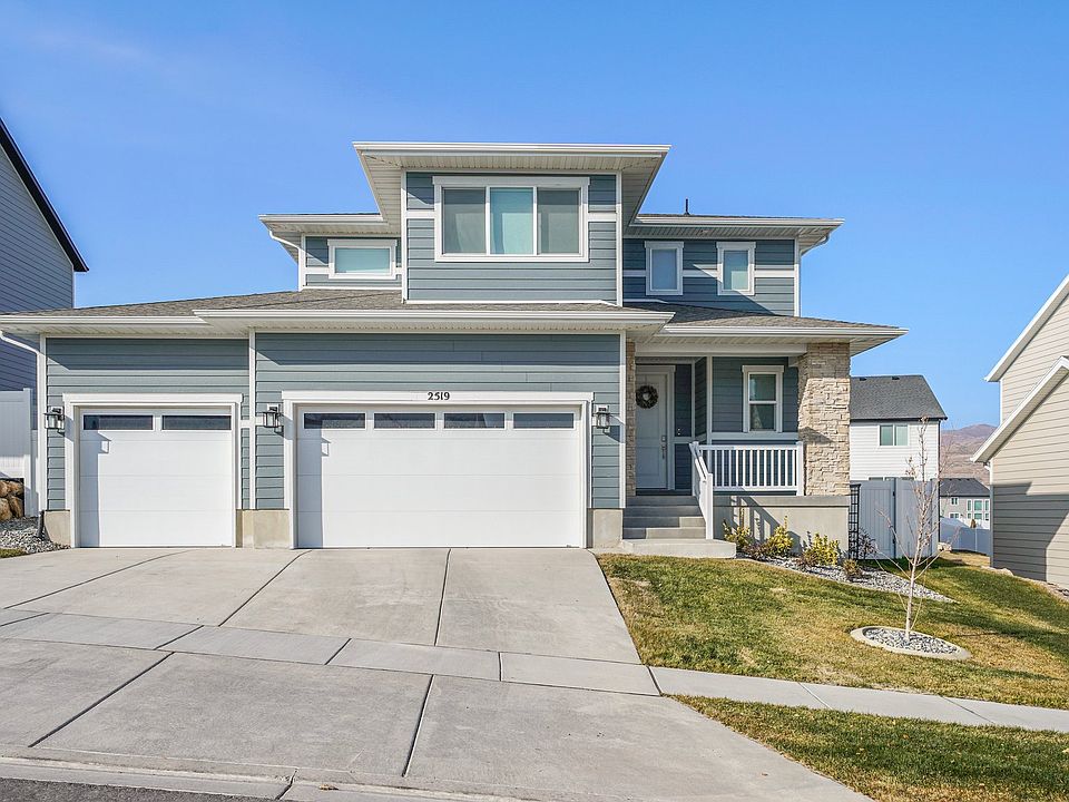 1st image of 2519 N Geranium Dr #245