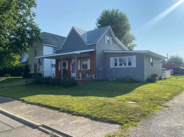 552 N East St, Winchester, IN 47394