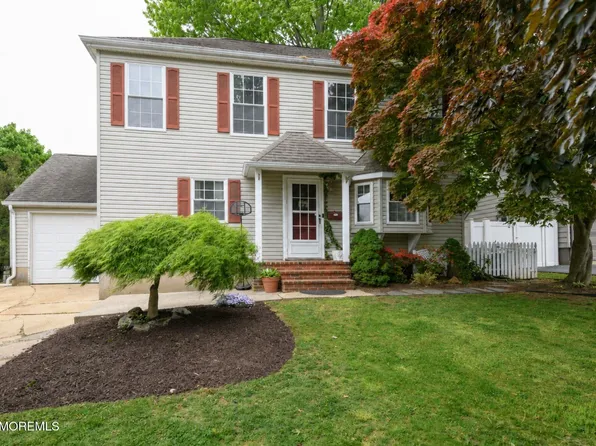86 Robinson Place, Shrewsbury Boro, NJ 07702