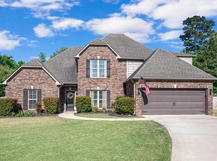 2031 English Oak Ln, Helena, AL 35080