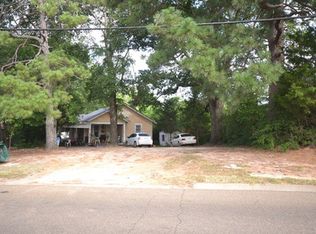 807 N Dudney Rd, Magnolia, AR 71753