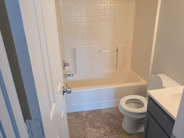 134 Point Place Dr — Photo 49