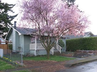 9028 NE Humboldt St, Portland, OR 97220
