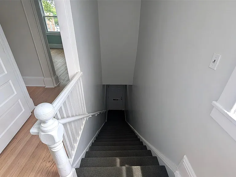 632 Middle Neck Rd #2 — Photo 18