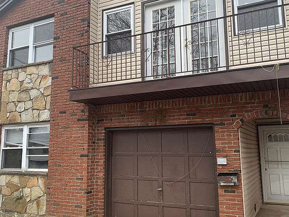 2nd image of 312 Mountainview Ave #1