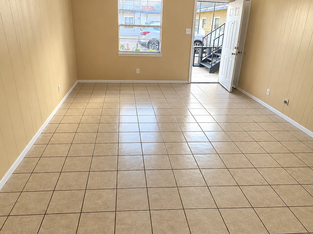 301 Liberty St — Photo 2