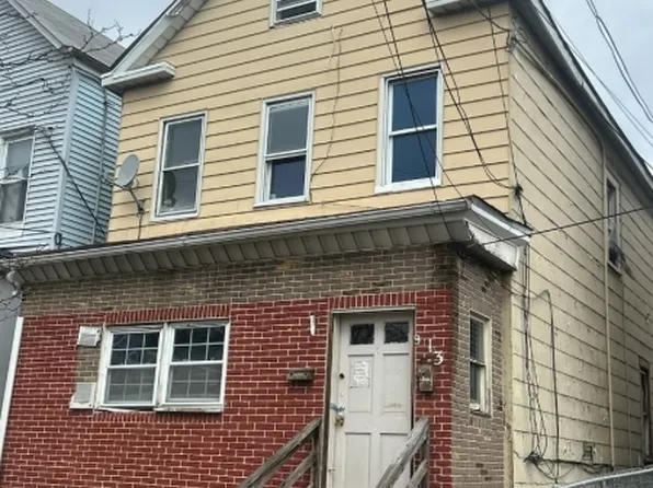 913 Bond St, Elizabeth City, NJ 07201