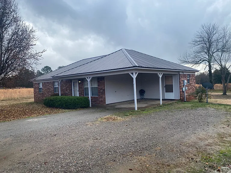 710 Choctaw St — Photo 1